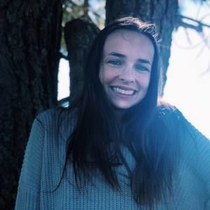 Meet your Posher, Elly